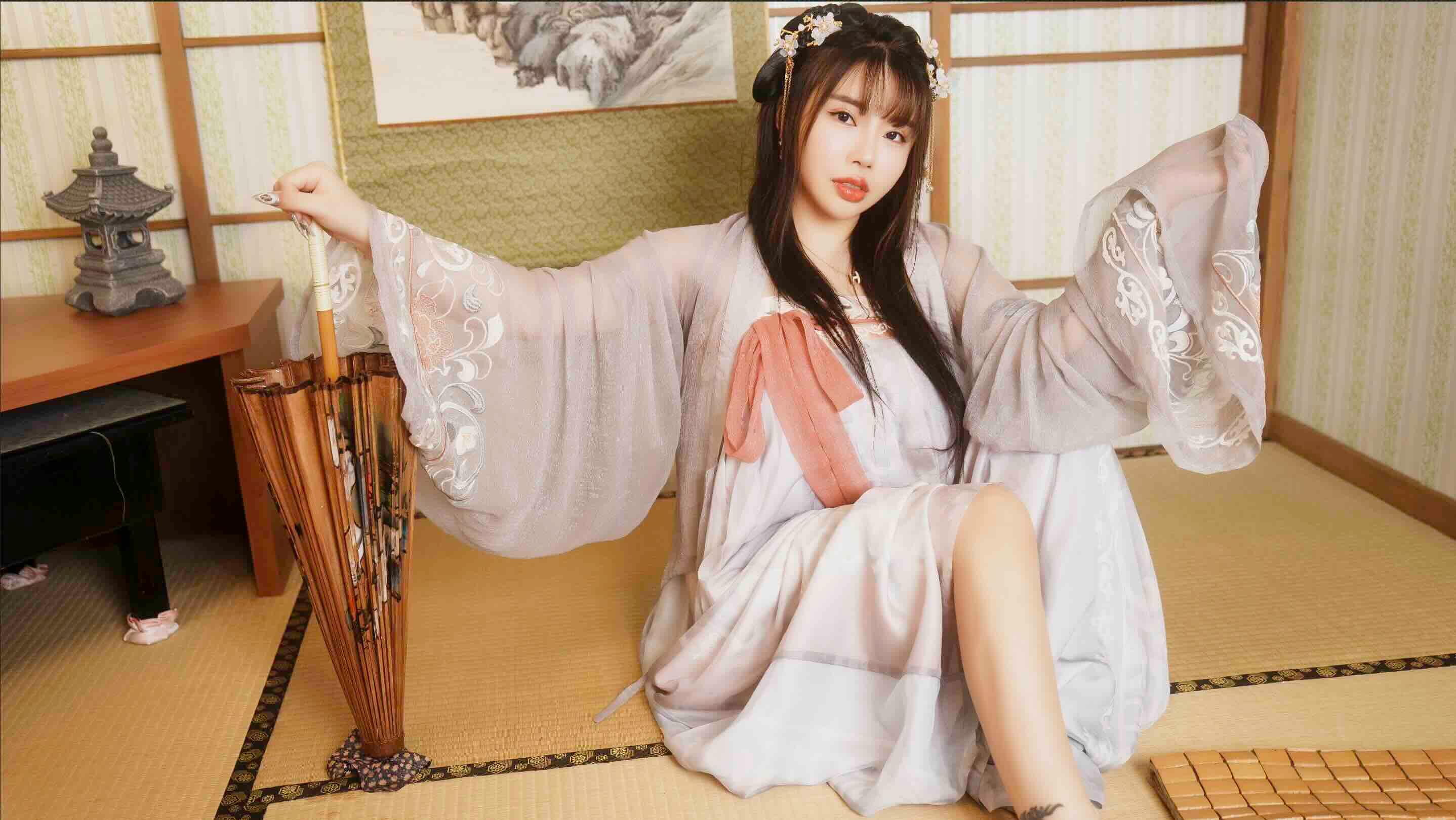 Chinese Vintage Erotic Three Kingdoms Battle Desire | FeverLotus